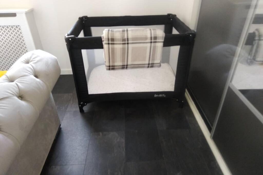 The Cottage - Hot Tub - Nr Glasgow - Self Check-In Coatbridge Exteriér fotografie
