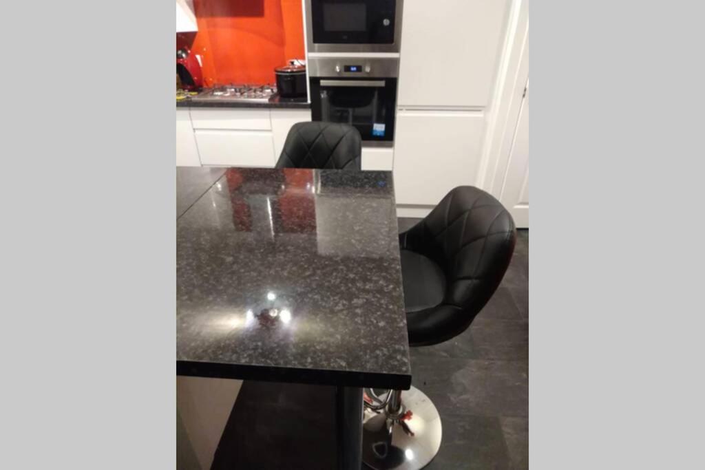 The Cottage - Hot Tub - Nr Glasgow - Self Check-In Coatbridge Exteriér fotografie